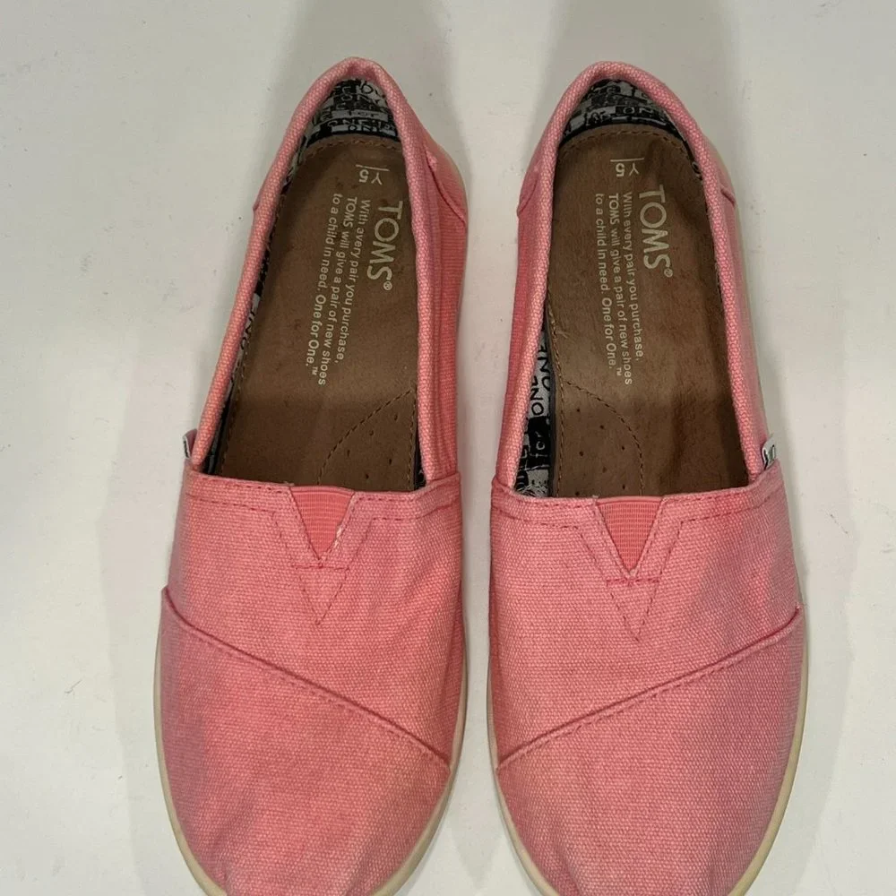 TOMS Bubblegum Pink Kids 5Y Slip On Espadrilles Good Condition